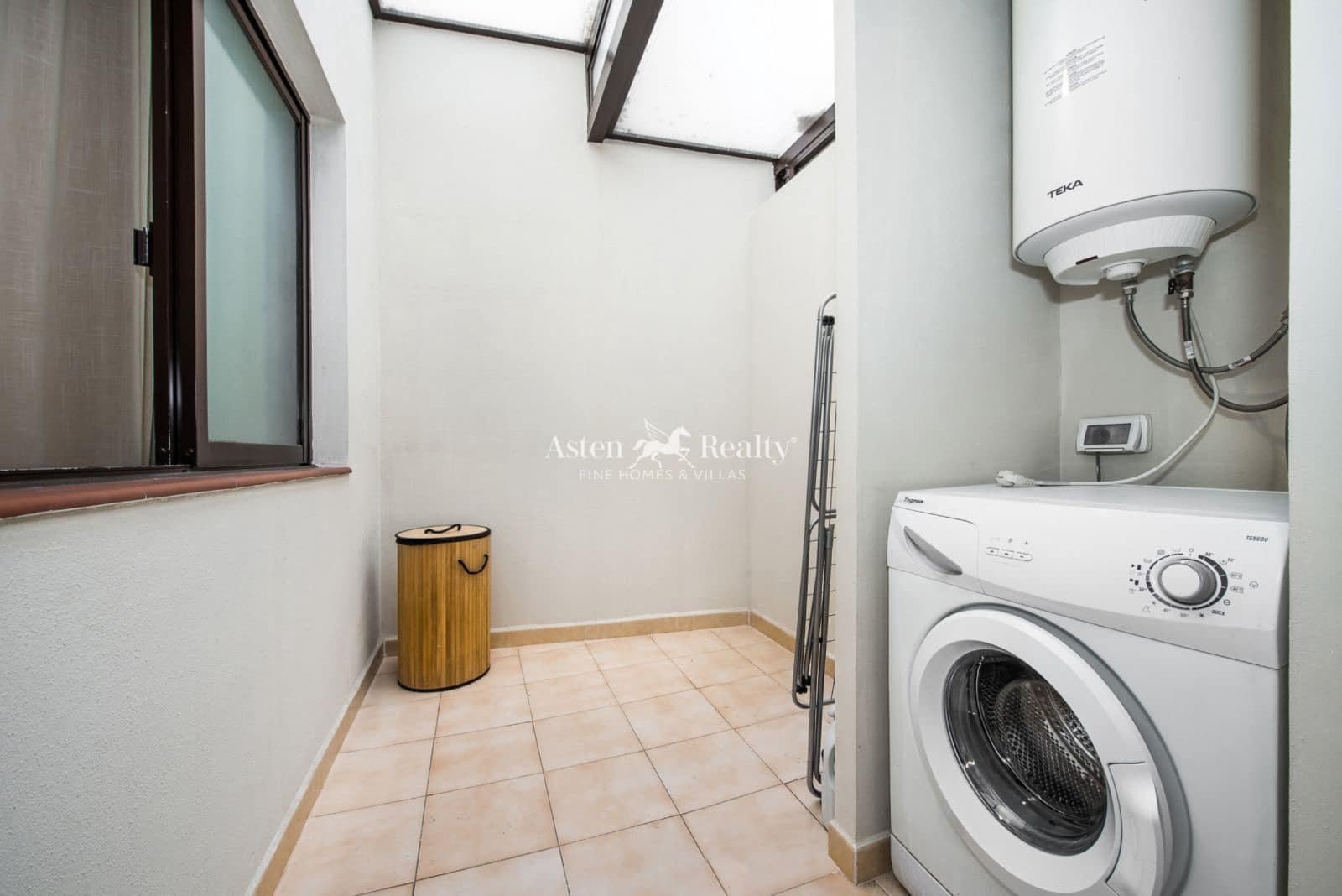 2 soveværelse Lejlighed til salg i El Medano - € 259.500 (Ref: 9432812)