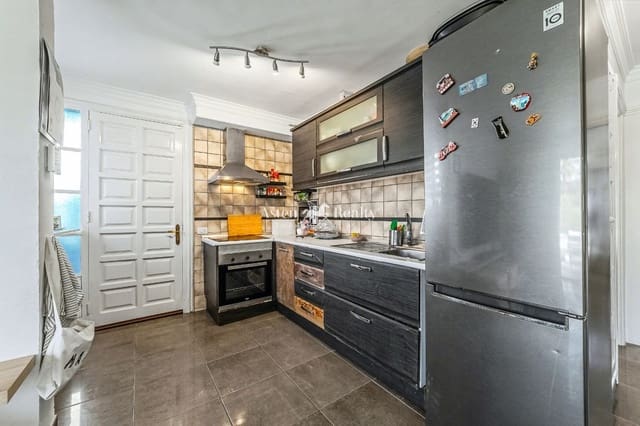 2 makuuhuone Asunto myytävänä paikassa Amarilla Golf, San Miguel de Abona mukana uima-altaan - 310 000 € (Ref: 9438717)