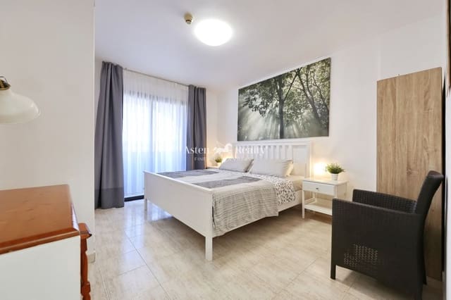 1 slaapkamer Flat te koop in Los Cristianos, Arona met zwembad - € 370.000 (Ref: 9445443)