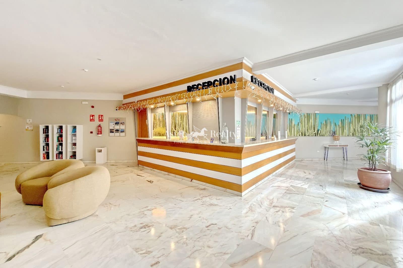 1 soverom Leilighet til salgs i Los Cristianos med svømmebasseng - € 370 000 (Ref: 9445443)