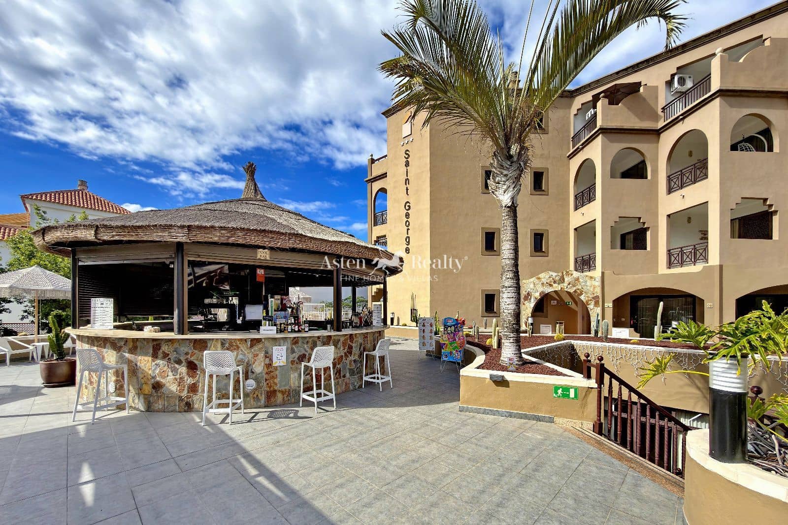 1 soverom Leilighet til salgs i Los Cristianos med svømmebasseng - € 370 000 (Ref: 9445443)