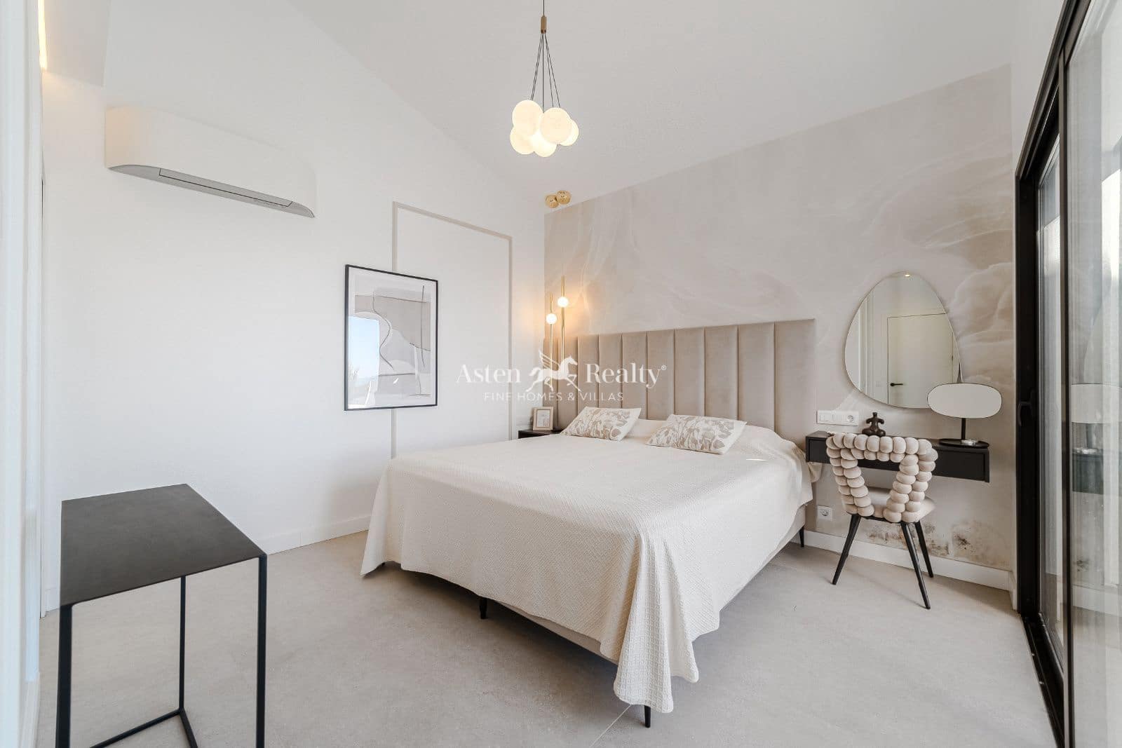 4 soverom Hus til salgs i Candelaria med svømmebasseng garasje - € 990 000 (Ref: 9447203)