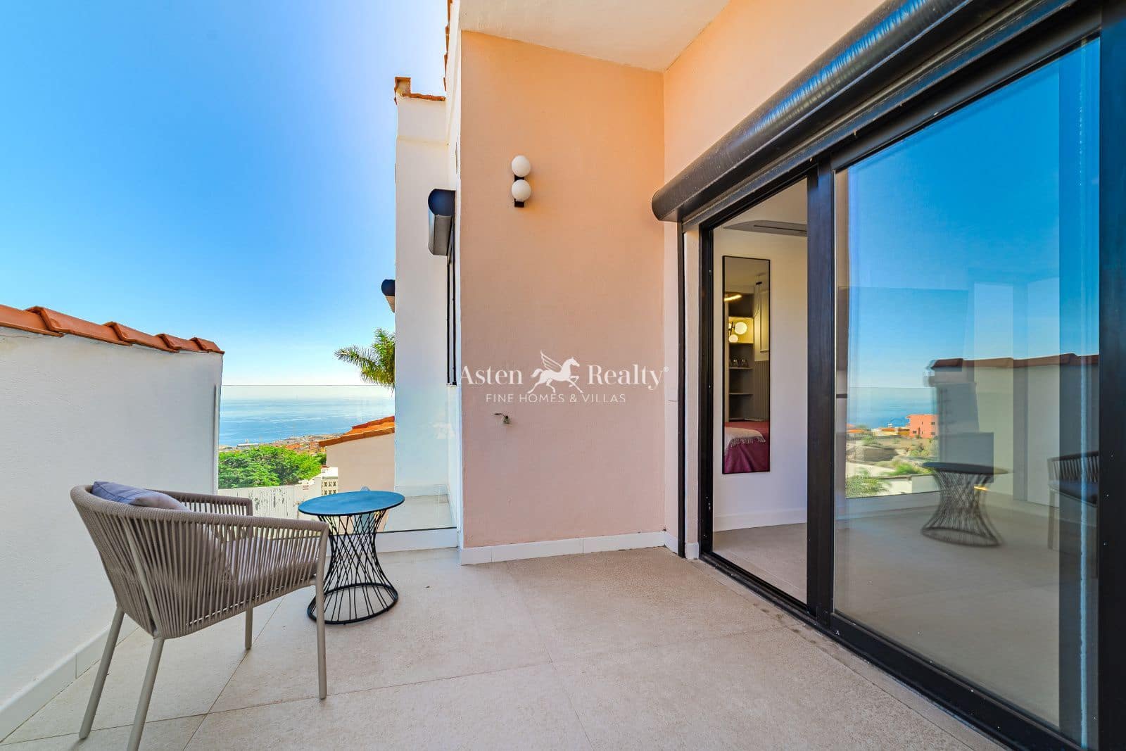 4 soverom Hus til salgs i Candelaria med svømmebasseng garasje - € 990 000 (Ref: 9447203)