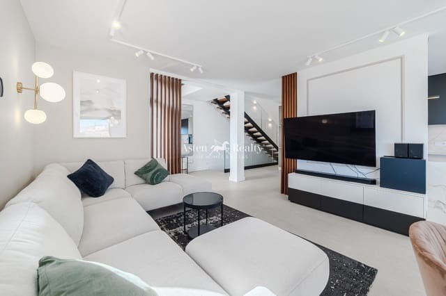 4 soverom Hus til salgs i Candelaria med svømmebasseng garasje - € 990 000 (Ref: 9447203)