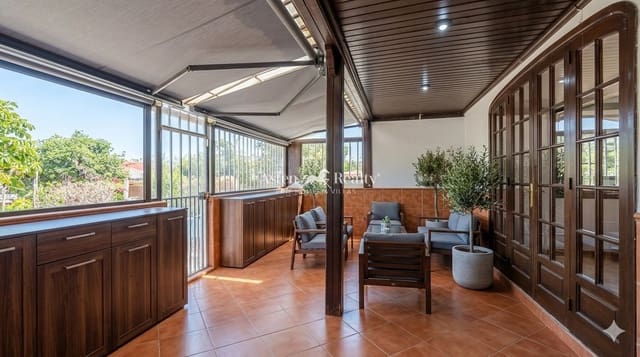 3 soveværelse Lejlighed til salg i Los Cristianos, Arona - € 365.000 (Ref: 9447298)