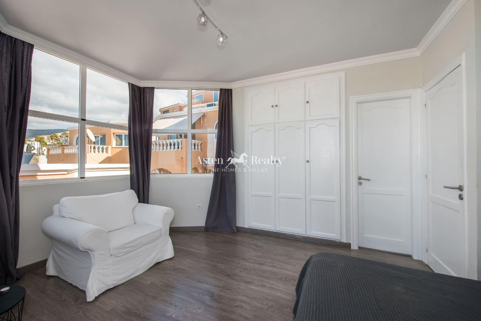 2 soveværelse Byhus til salg i Costa Adeje med swimmingpool - € 499.000 (Ref: 9451517)