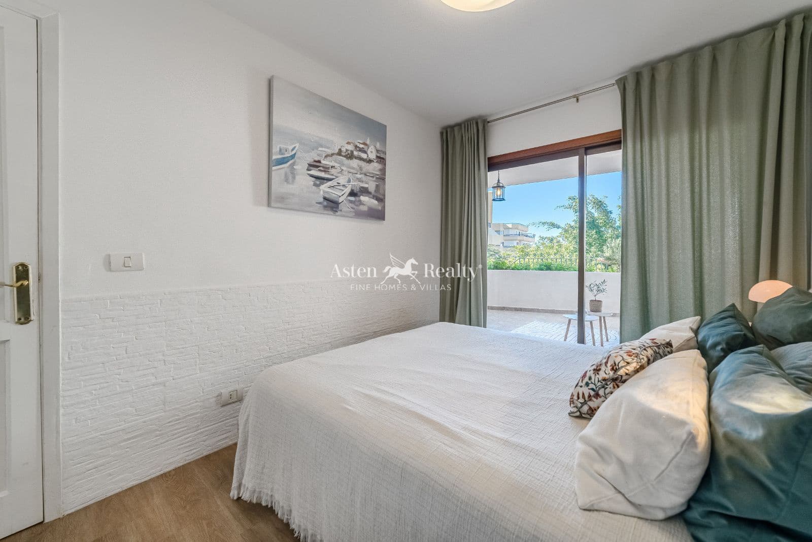 3 chambre Appartement à vendre à Costa Adeje avec piscine - 570 000 € (Ref: 9457843)