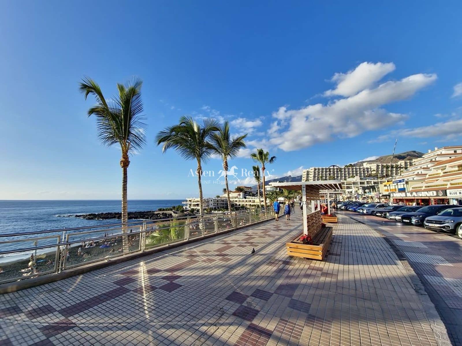 Bar/Restaurante de 12 habitaciones en Puerto Santiago en venta - 1.195.000 € (Ref: 9459498)