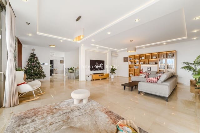 5 bedroom Townhouse for sale in Torviscas, Adeje with pool garage - € 2,300,000 (Ref: 9462834)