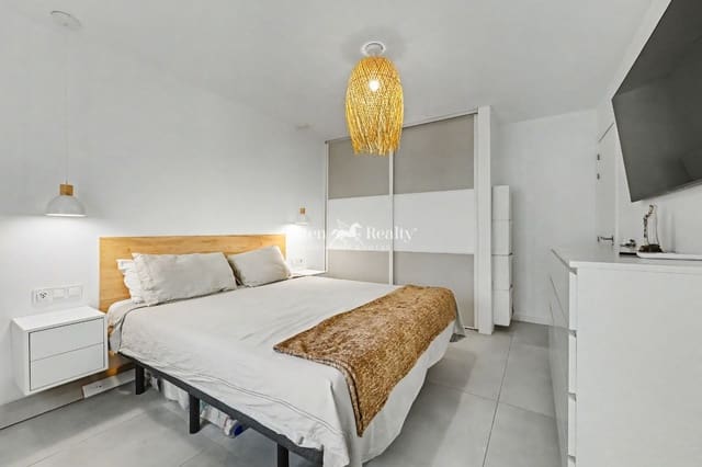 2 quarto Apartamento para venda em Golf del Sur, San Miguel de Abona com piscina garagem - 370 000 € (Ref: 9462939)