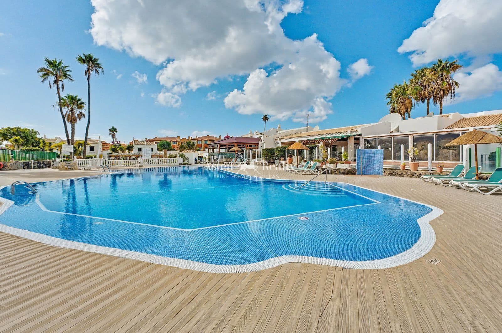 2 quarto Apartamento para venda em Golf del Sur com piscina garagem - 370 000 € (Ref: 9462939)