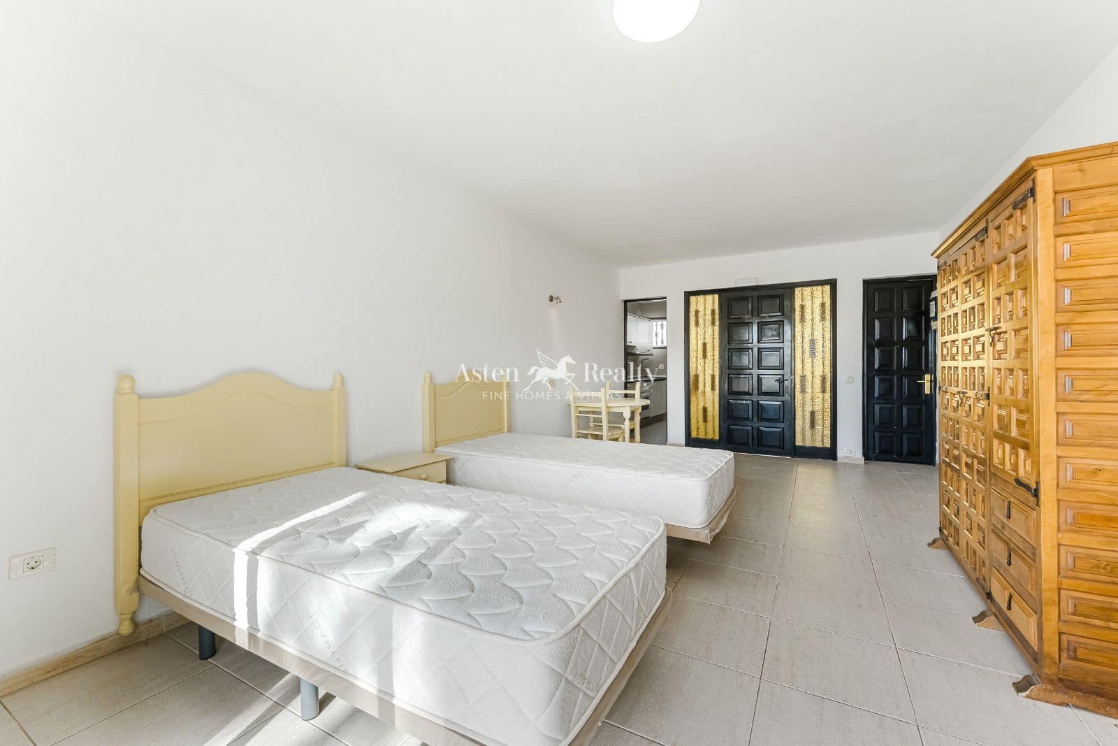 1 slaapkamer Flat te koop in Los Gigantes met zwembad - € 180.000 (Ref: 9465967)