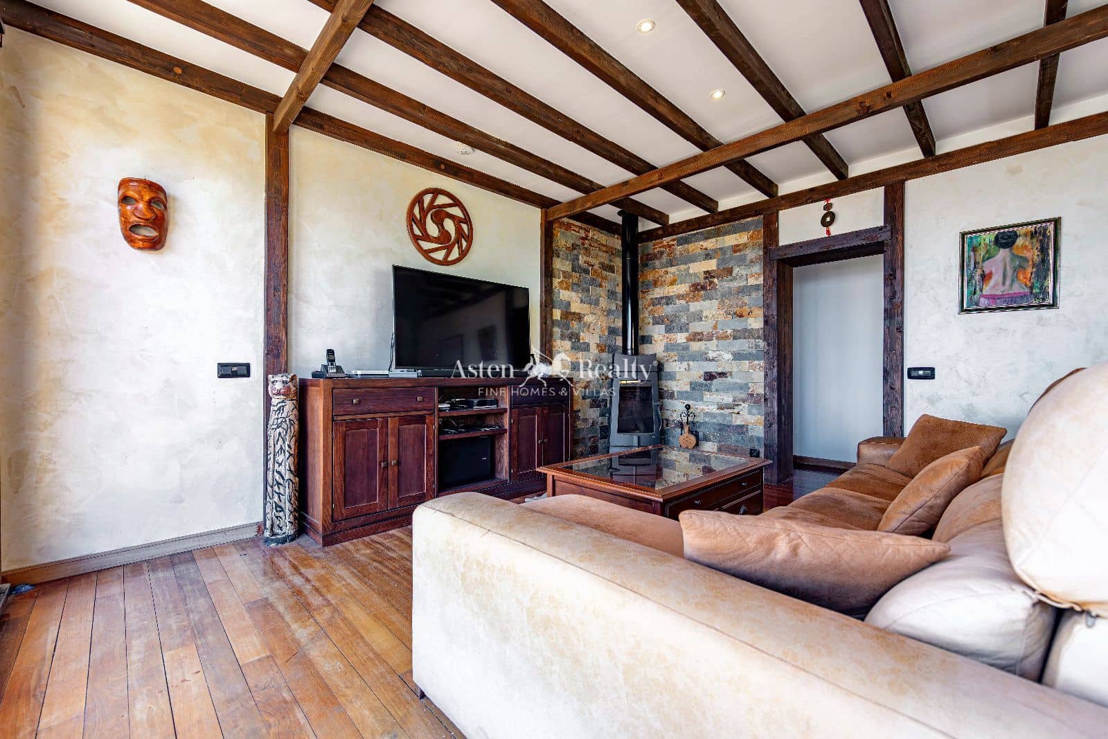 3 bedroom Bungalow for sale in Candelaria with garage - € 490,000 (Ref: 9468836)