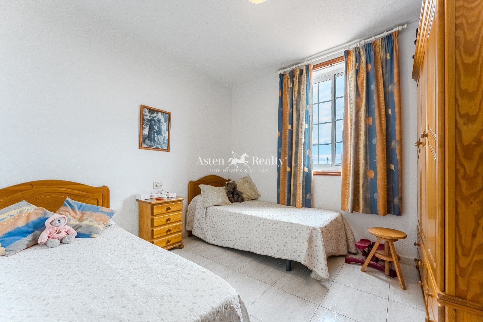 Casa de 3 habitaciones en Las Galletas en venta con garaje - 399.000 € (Ref: 9471587)