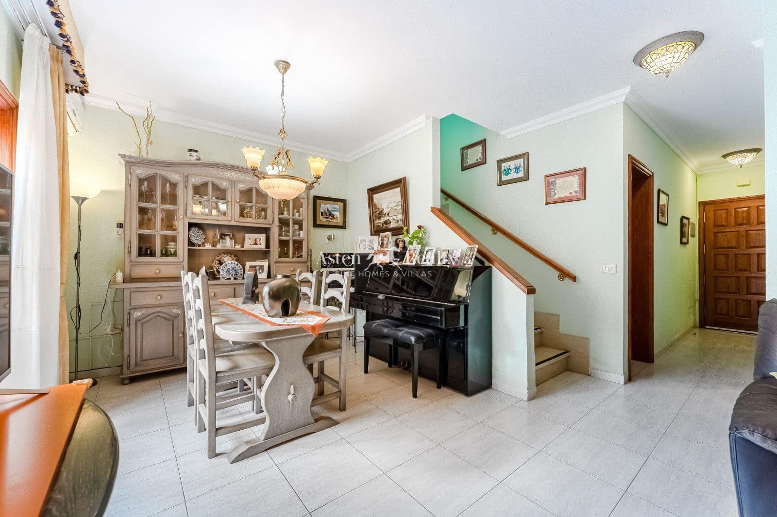 Casa de 3 habitaciones en Las Galletas en venta con garaje - 399.000 € (Ref: 9471587)