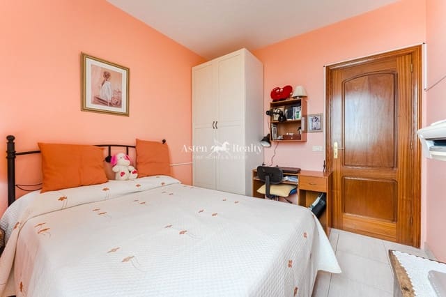 Casa de 3 habitaciones en Las Galletas, Arona en venta con garaje - 399.000 € (Ref: 9471587)