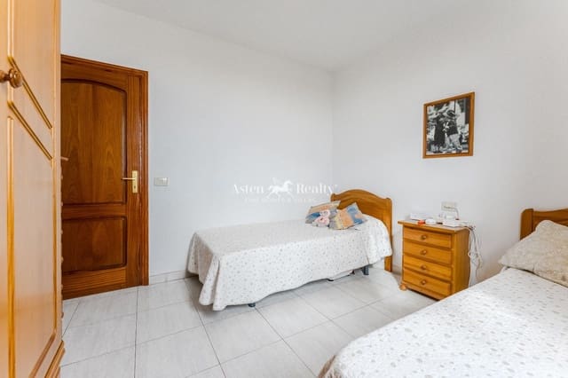 Casa de 3 habitaciones en Las Galletas, Arona en venta con garaje - 399.000 € (Ref: 9471587)