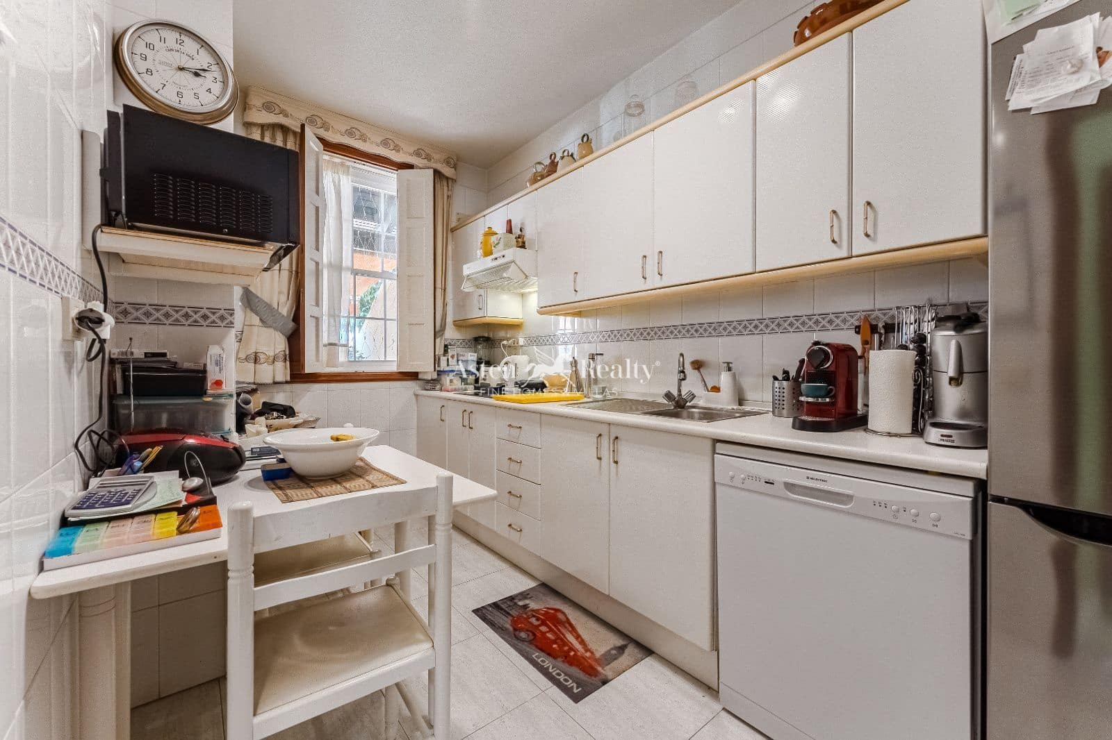 Casa de 3 habitaciones en Las Galletas en venta con garaje - 399.000 € (Ref: 9471587)