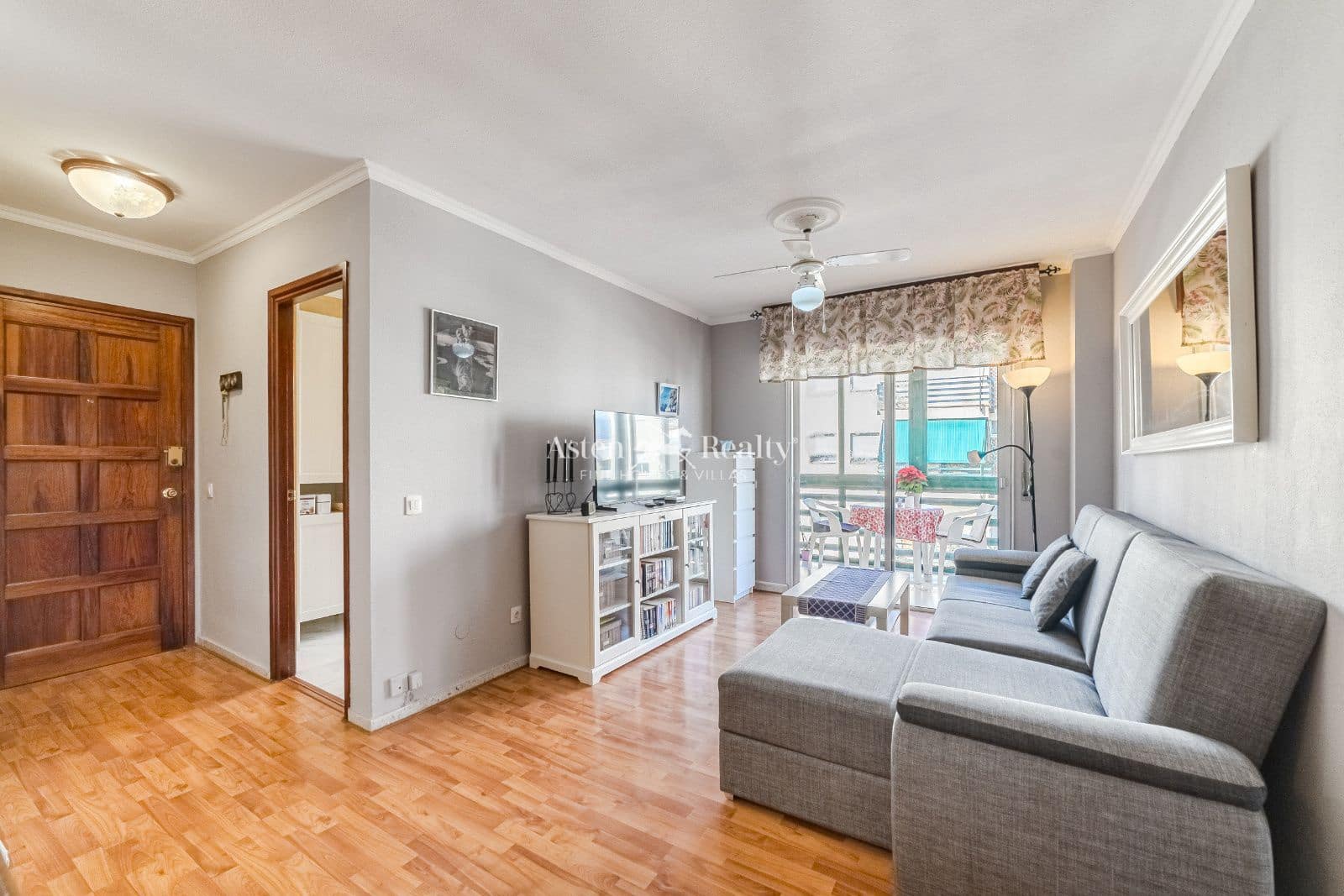 3 chambre Appartement à vendre à Los Cristianos avec piscine garage - 415 000 € (Ref: 9473315)