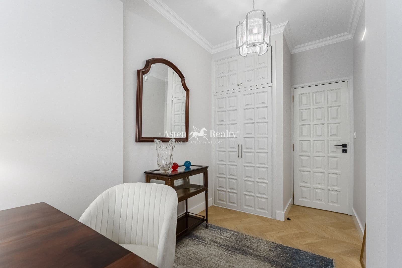 4 makuuhuone Omakotitalo myytävänä paikassa Costa Adeje mukana uima-altaan 
autotalli - 2 600 000 € (Ref: 9474544)