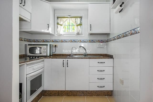 Casa de 3 habitaciones en Palm-Mar, Arona en venta - 340.000 € (Ref: 9484062)