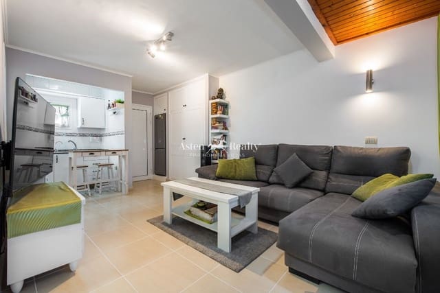 Casa de 3 habitaciones en Palm-Mar, Arona en venta - 340.000 € (Ref: 9484062)