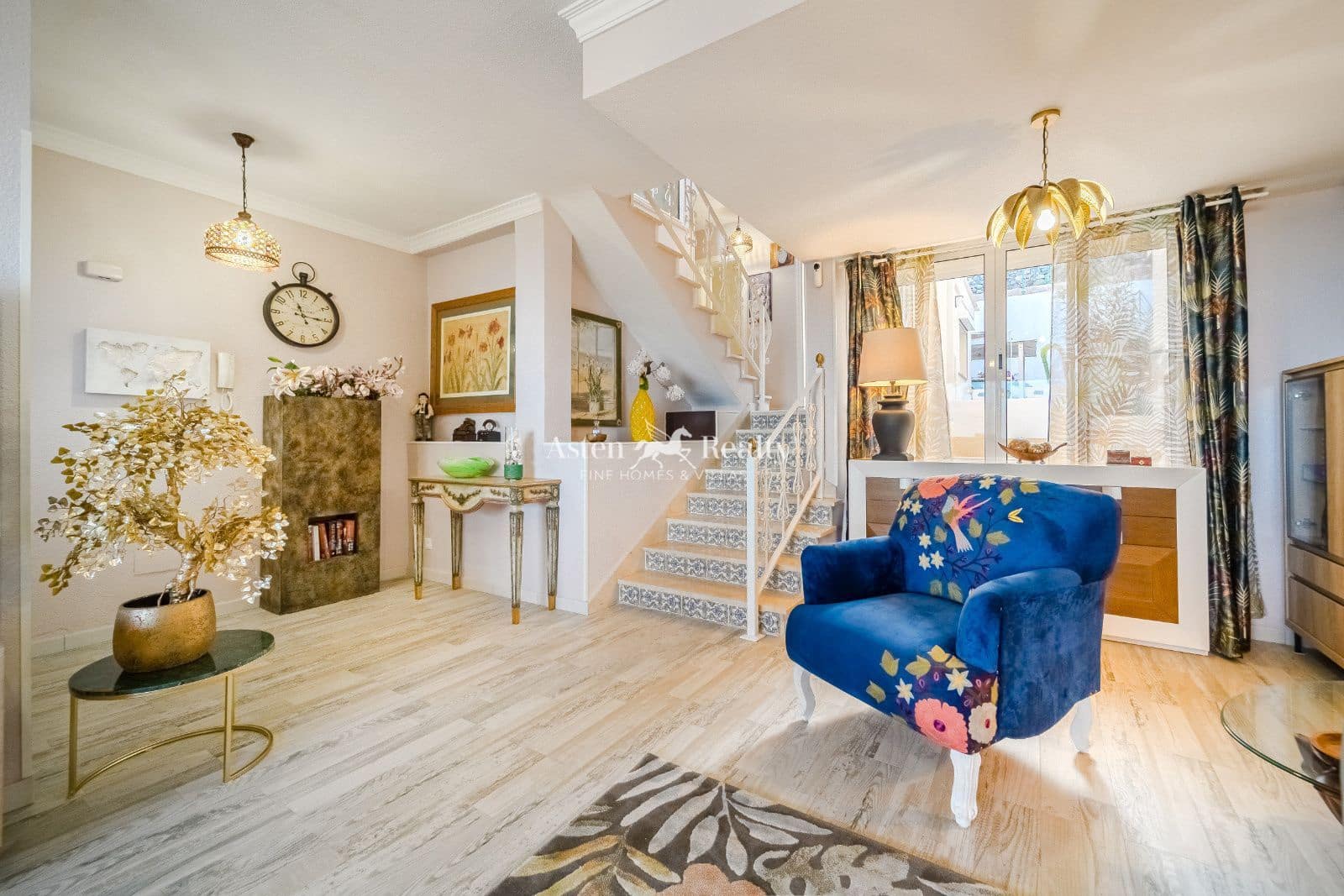 3 slaapkamer Huis te koop in Chayofa met zwembad garage - € 750.000 (Ref: 9491898)