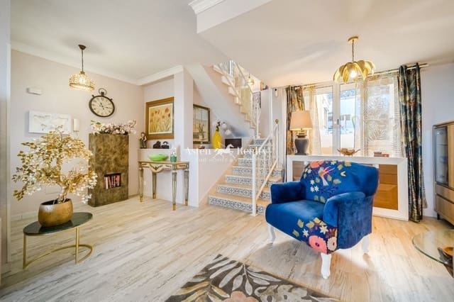 3 slaapkamer Huis te koop in Chayofa, Arona met zwembad garage - € 750.000 (Ref: 9491898)