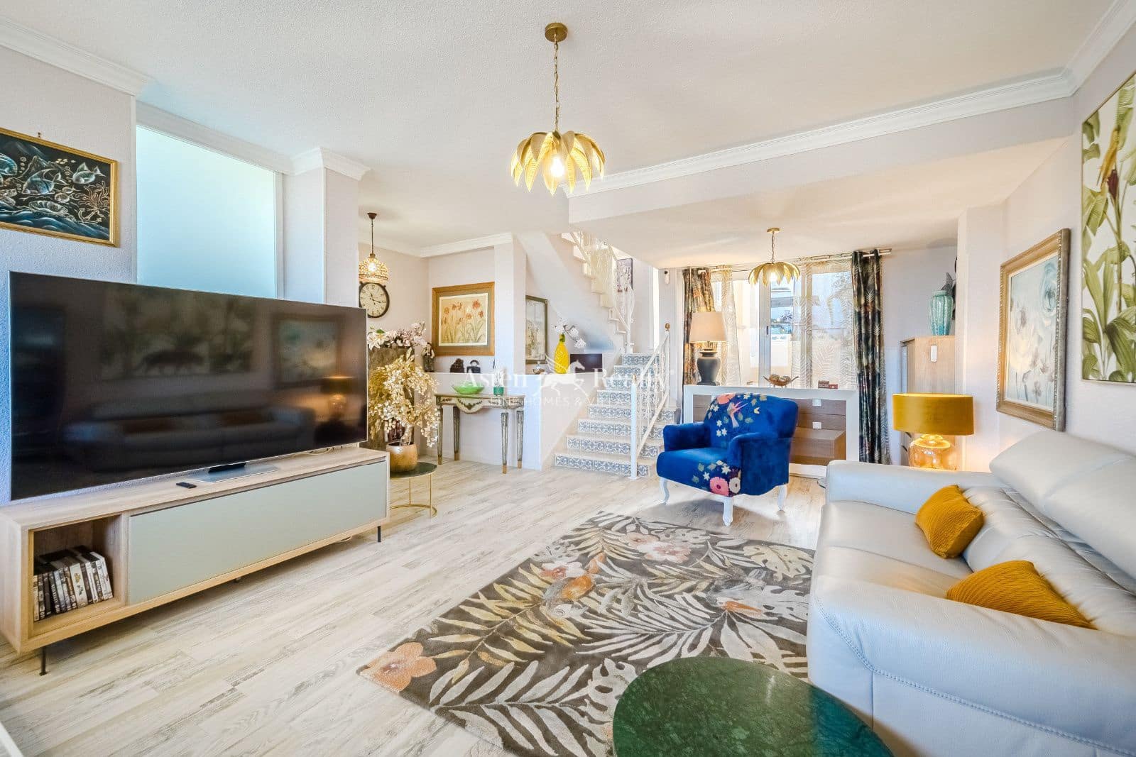 3 slaapkamer Huis te koop in Chayofa met zwembad garage - € 750.000 (Ref: 9491898)