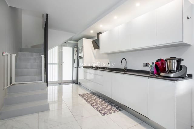 2 bedroom Townhouse for sale in San Miguel de Tajao, Arico - € 335,000 (Ref: 9495573)