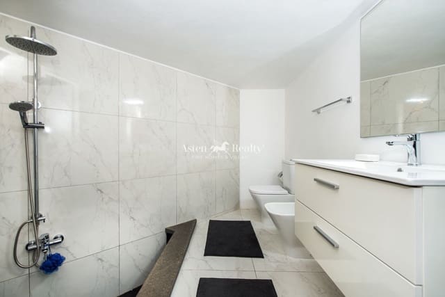 2 bedroom Townhouse for sale in San Miguel de Tajao, Arico - € 335,000 (Ref: 9495573)