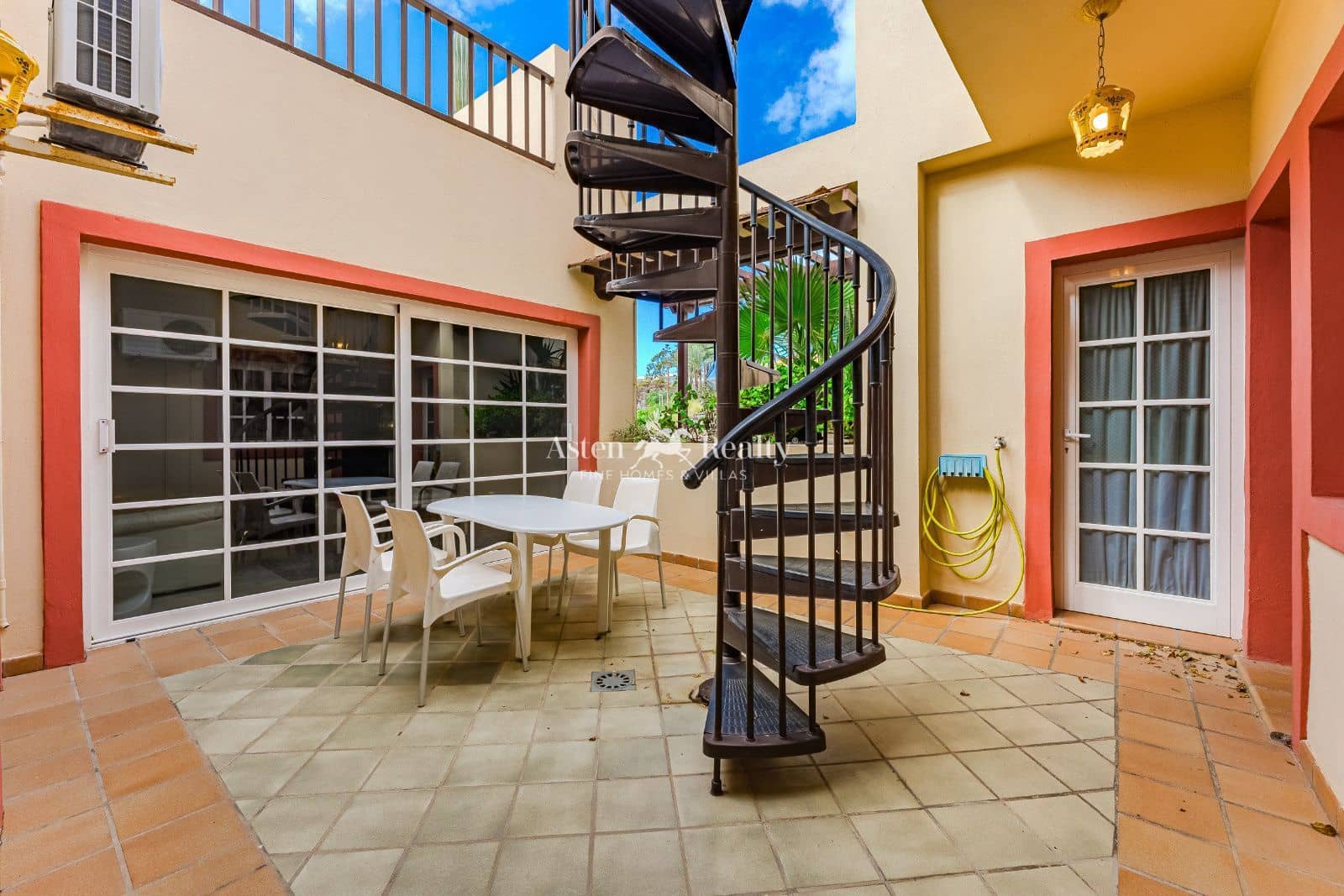 2 camera da letto Attico in vendita in Playa del Duque con piscina garage - 850.000 € (Rif: 9500395)