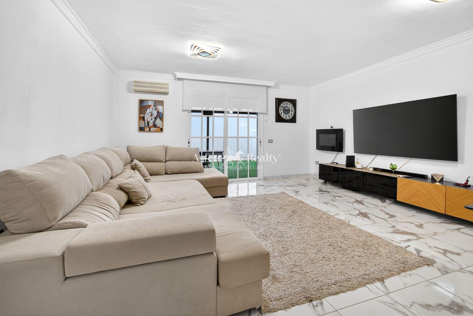 3 bedroom Townhouse for sale in San Isidro de Abona with garage - € 390,000 (Ref: 9500396)