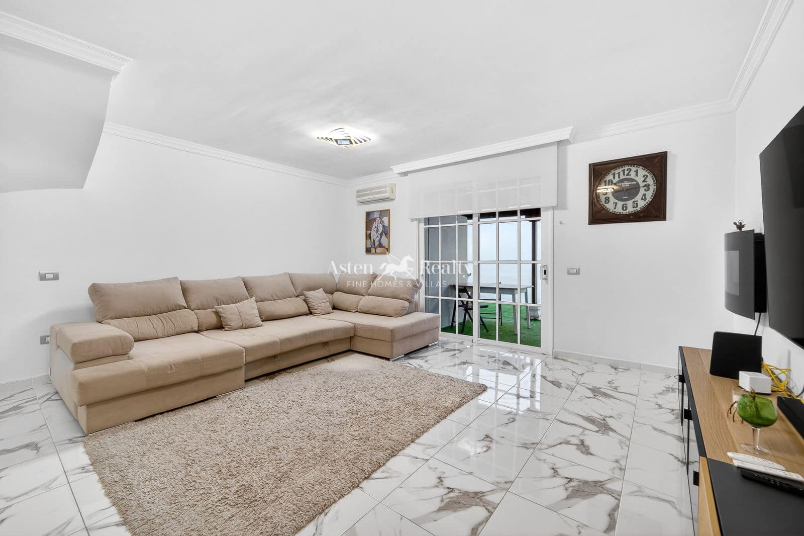 3 bedroom Townhouse for sale in San Isidro de Abona with garage - € 390,000 (Ref: 9500396)