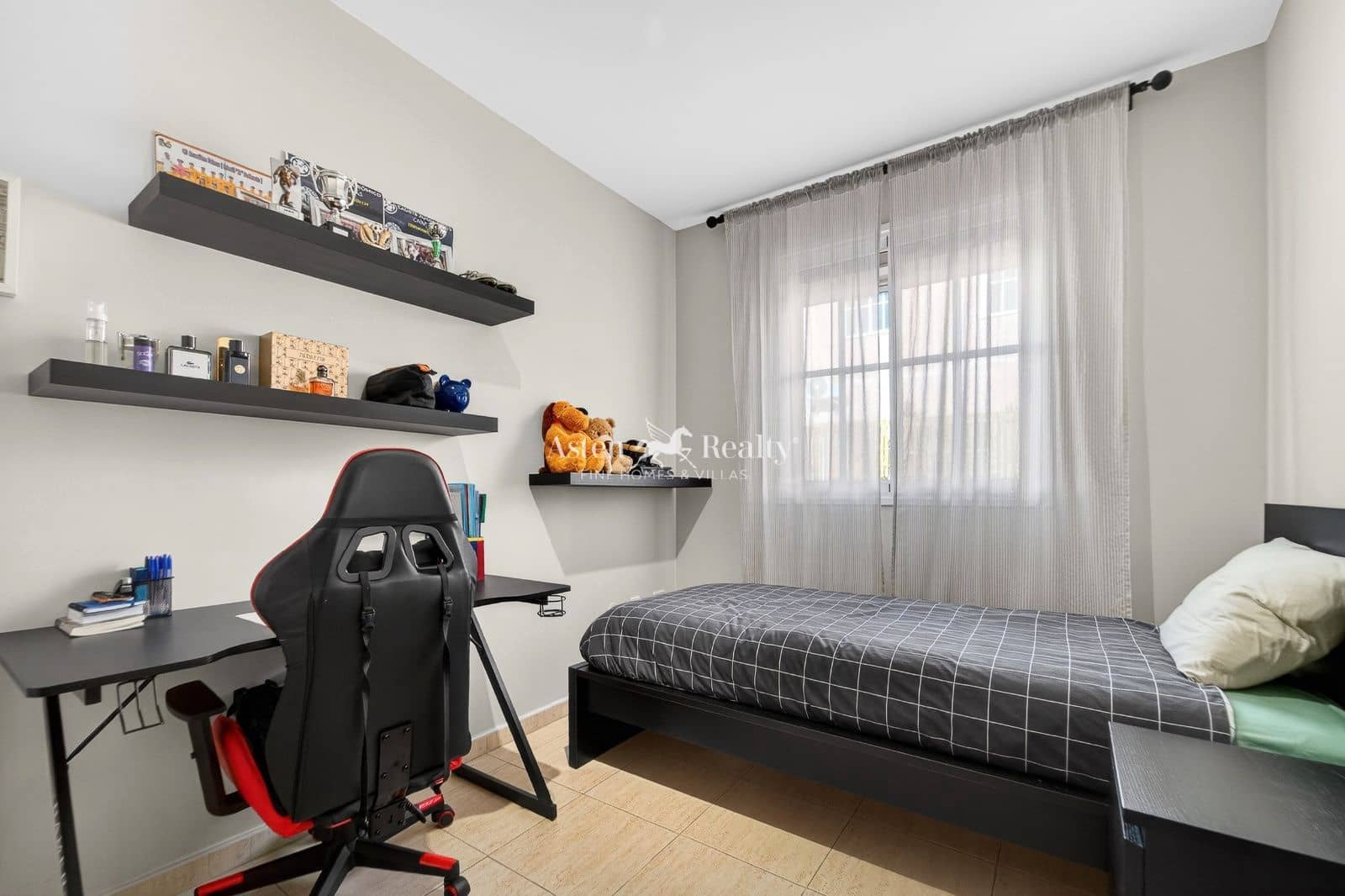 3 bedroom Townhouse for sale in San Isidro de Abona with garage - € 390,000 (Ref: 9500396)