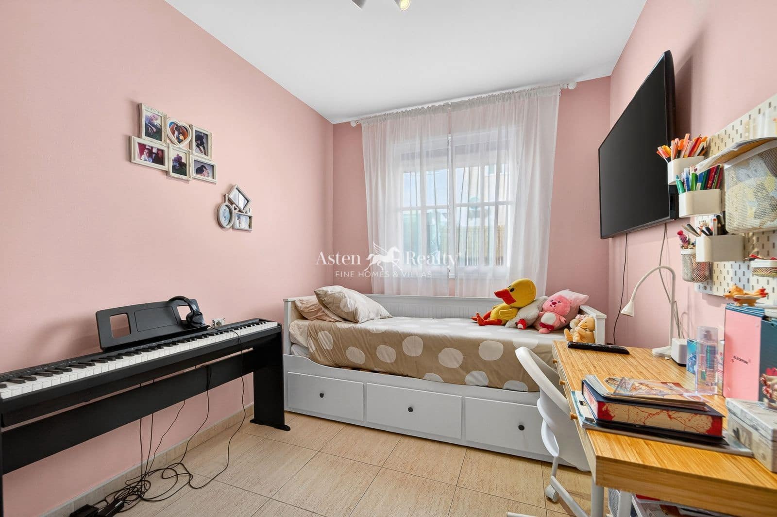 3 bedroom Townhouse for sale in San Isidro de Abona with garage - € 390,000 (Ref: 9500396)