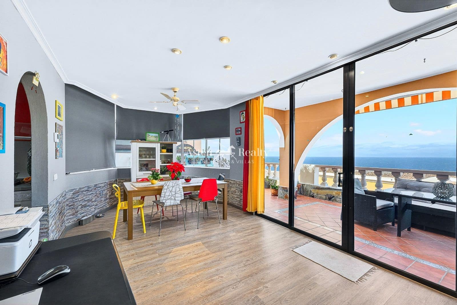 4 bedroom Townhouse for sale in Costa Adeje with pool garage - € 639,000 (Ref: 9510148)