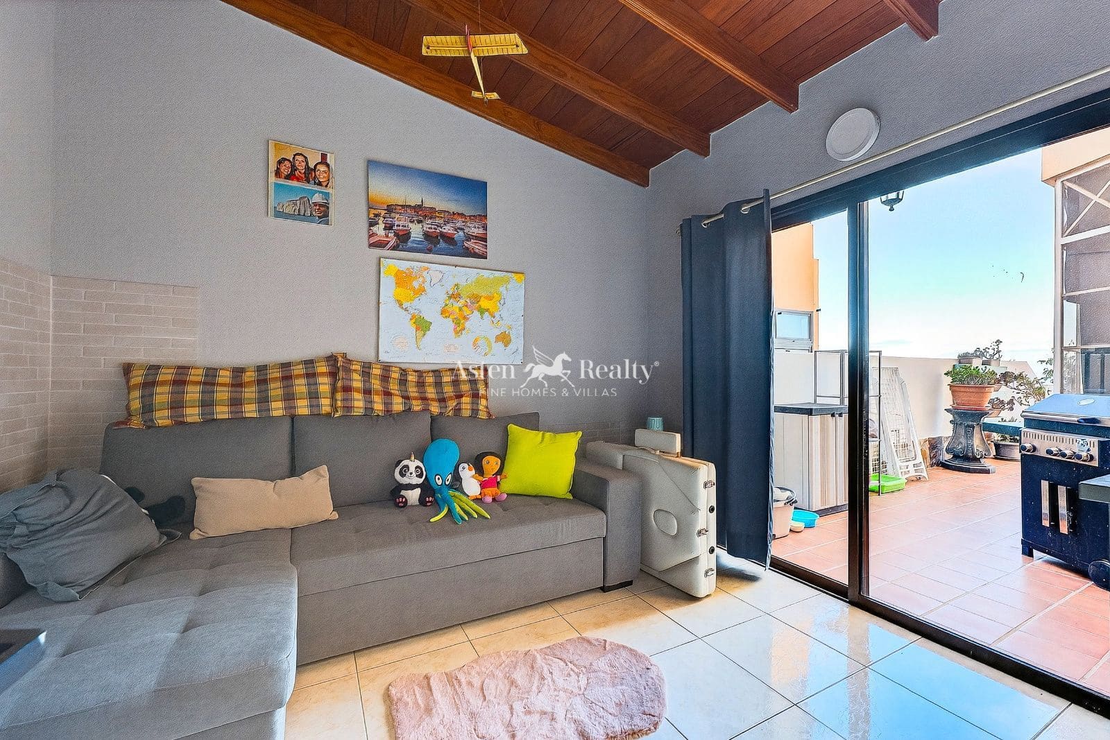 4 bedroom Townhouse for sale in Costa Adeje with pool garage - € 639,000 (Ref: 9510148)