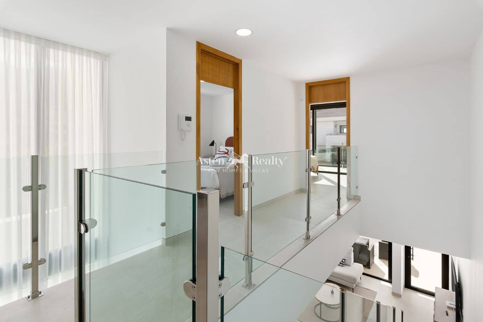 Chalet de 3 habitaciones en La Quinta en venta con piscina garaje - 890.000 € (Ref: 9511441)