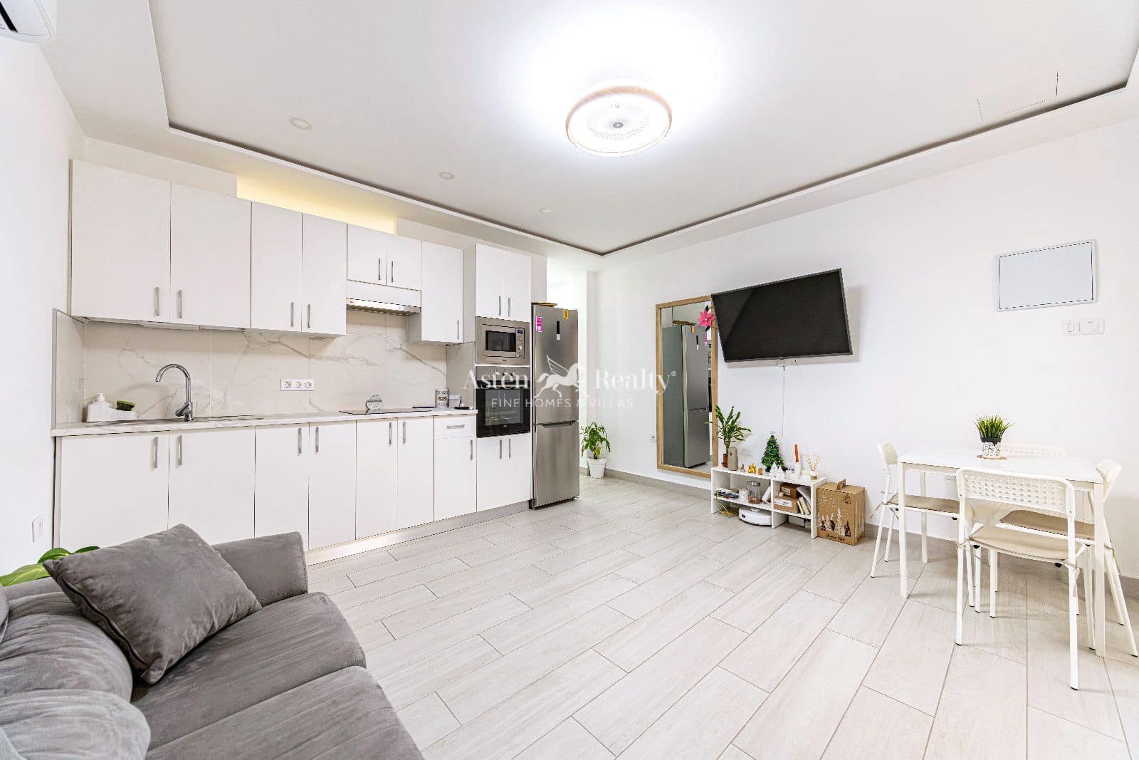 2 soveværelse Lejlighed til salg i Los Cristianos - € 549.000 (Ref: 9516529)