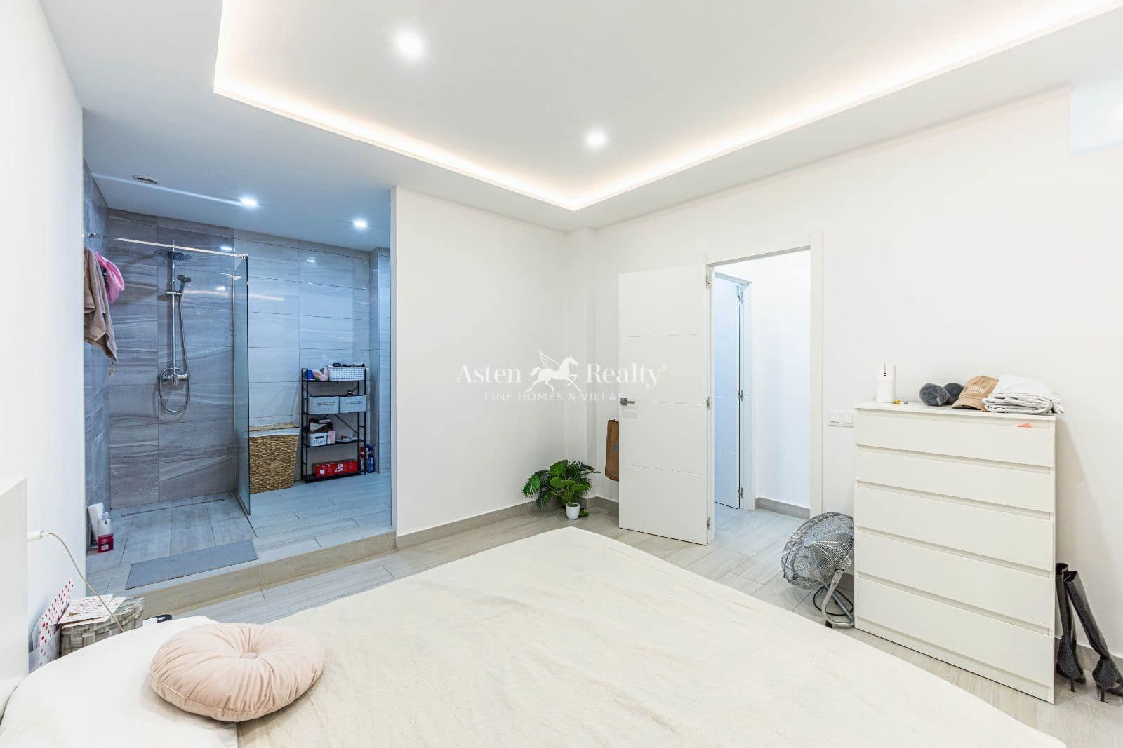 2 soveværelse Lejlighed til salg i Los Cristianos - € 549.000 (Ref: 9516529)