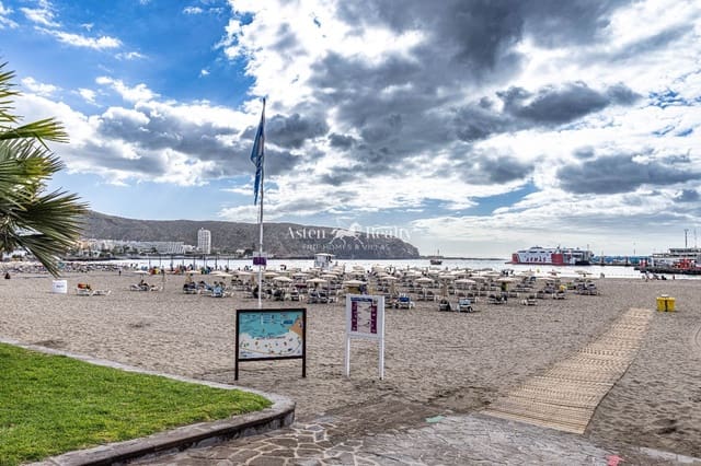 2 soveværelse Lejlighed til salg i Los Cristianos, Arona - € 549.000 (Ref: 9516529)