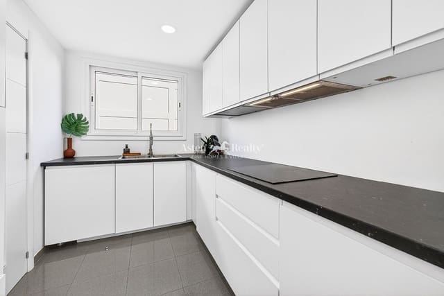 2 soveværelse Byhus til salg i Puerto Santiago, Santiago del Teide med swimmingpool garage - € 550.000 (Ref: 9522924)