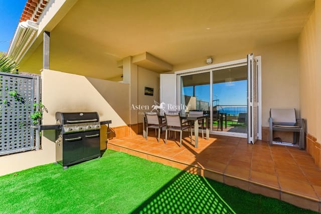 2 soveværelse Byhus til salg i Puerto Santiago, Santiago del Teide med swimmingpool garage - € 550.000 (Ref: 9522924)