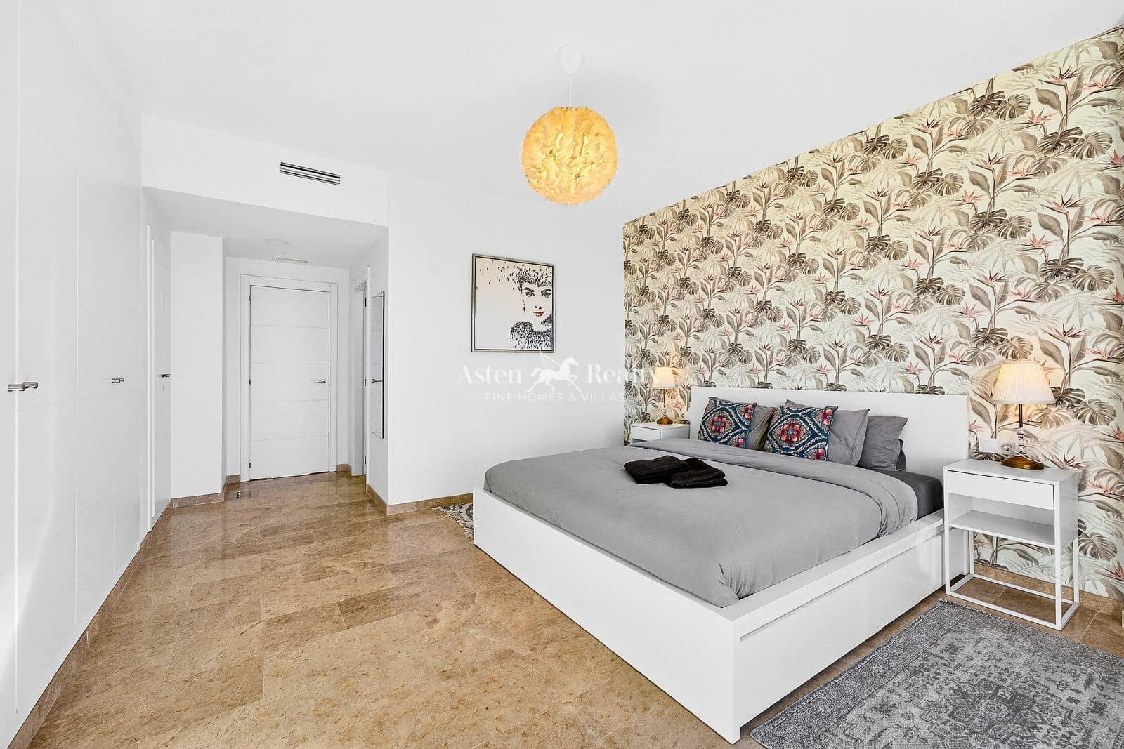 2 soveværelse Byhus til salg i Puerto Santiago med swimmingpool garage - € 550.000 (Ref: 9522924)