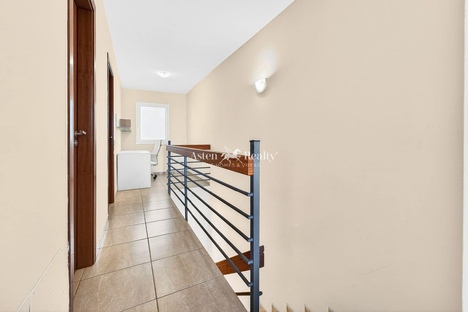 3 camera da letto Casa in vendita in Torviscas con garage - 475.000 € (Rif: 9523370)