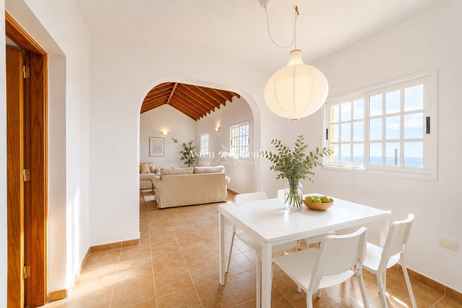 3 bedroom Villa for sale in Vera de Erques with garage - € 449,000 (Ref: 9525288)