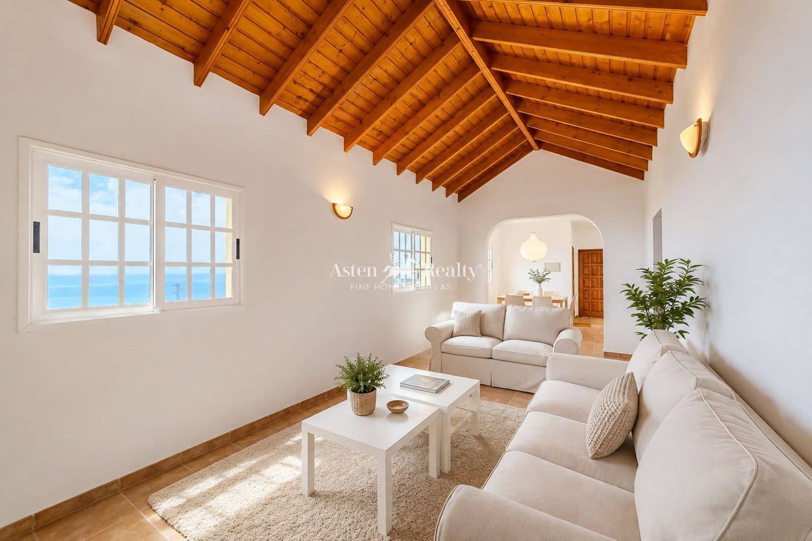 3 bedroom Villa for sale in Vera de Erques with garage - € 449,000 (Ref: 9525288)