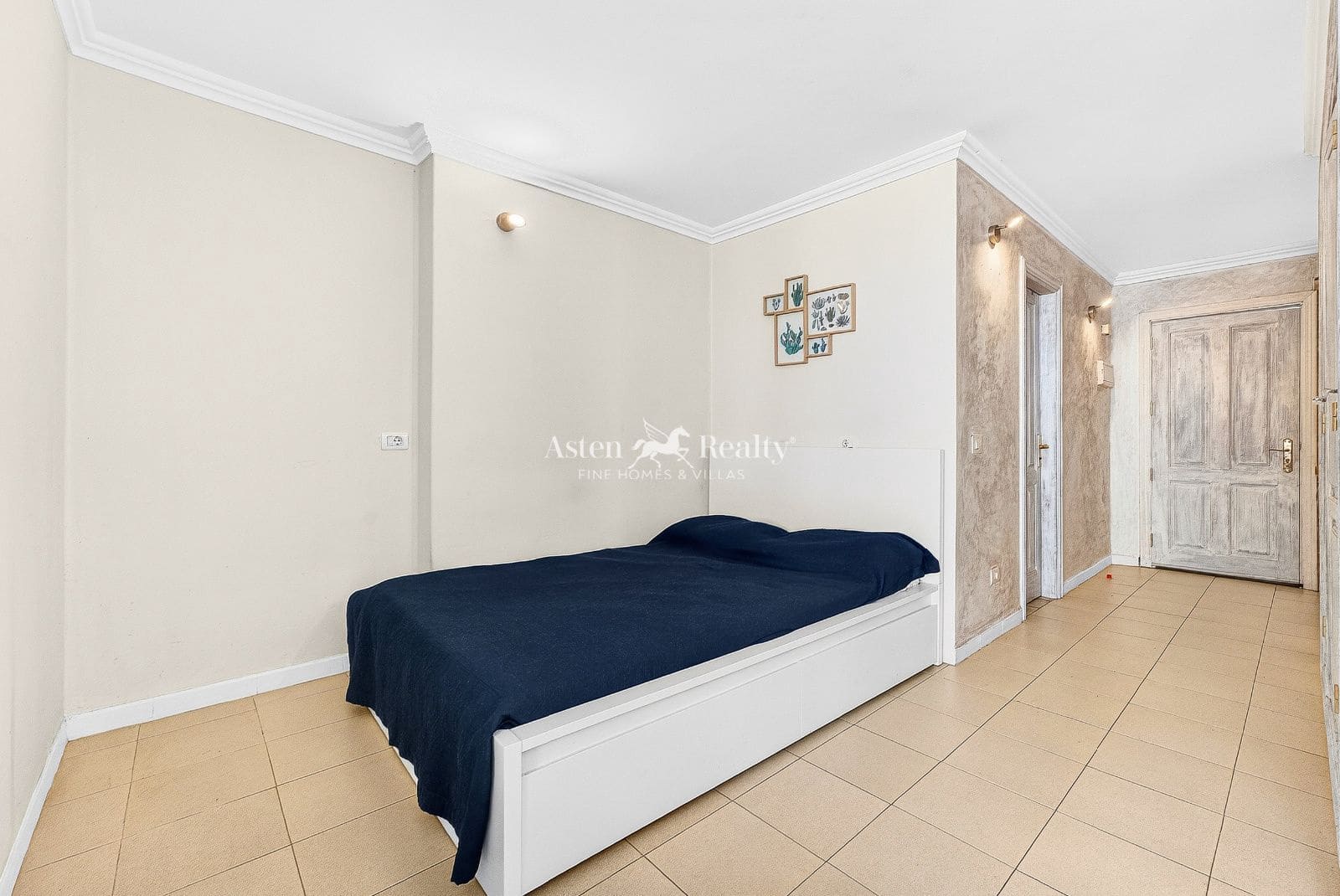 Leilighet til salgs i Golf del Sur med svømmebasseng - € 150 000 (Ref: 9528805)