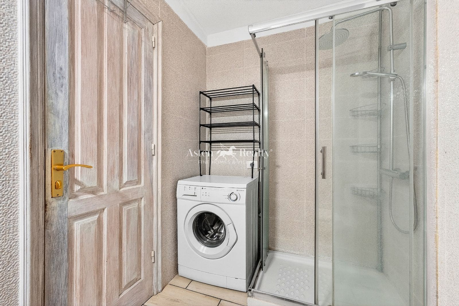 Leilighet til salgs i Golf del Sur med svømmebasseng - € 150 000 (Ref: 9528805)